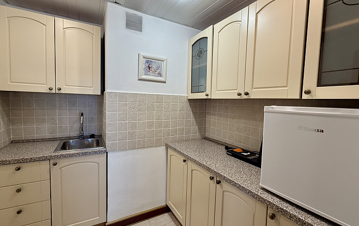 ВЫСШАЯ КАТЕГОРИЯ ДВУХМЕСТНЫЙ ТРЁХКОМНАТНЫЙ АПАРТАМЕНТ (с двуспальной кроватью)