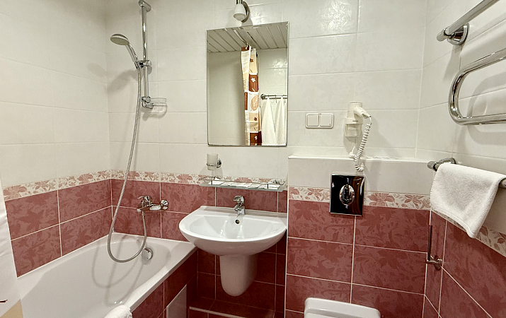 ПЕРВАЯ КАТЕГОРИЯ ДВУХМЕСТНЫЙ ОДНОКОМНАТНЫЙ (ДАБЛ) КОМФОРТ